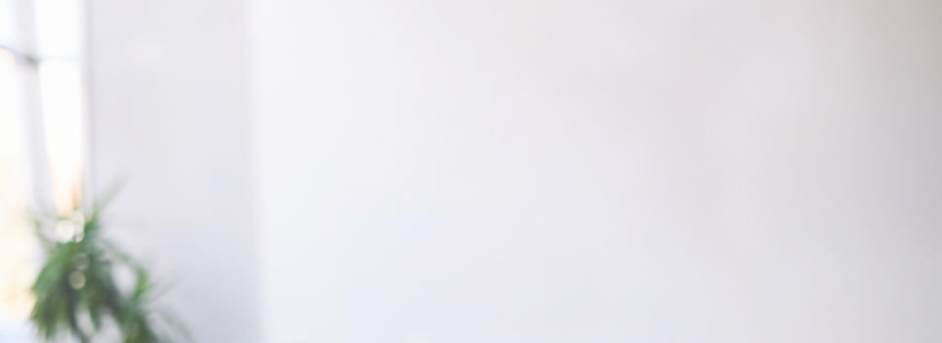 An out of focus image of an office environment