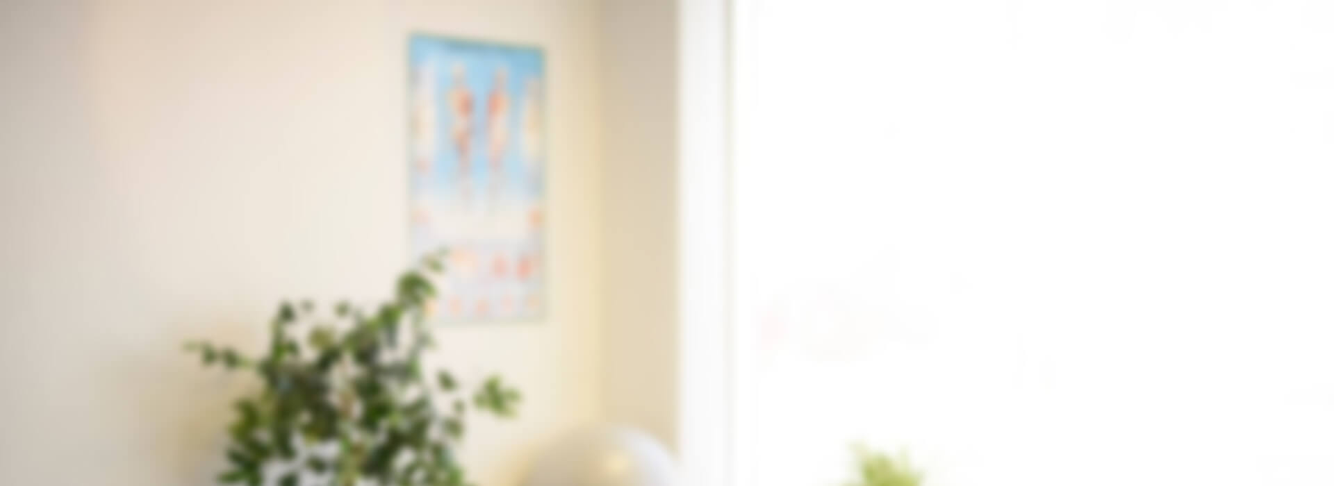 An out of a focus photo of an office